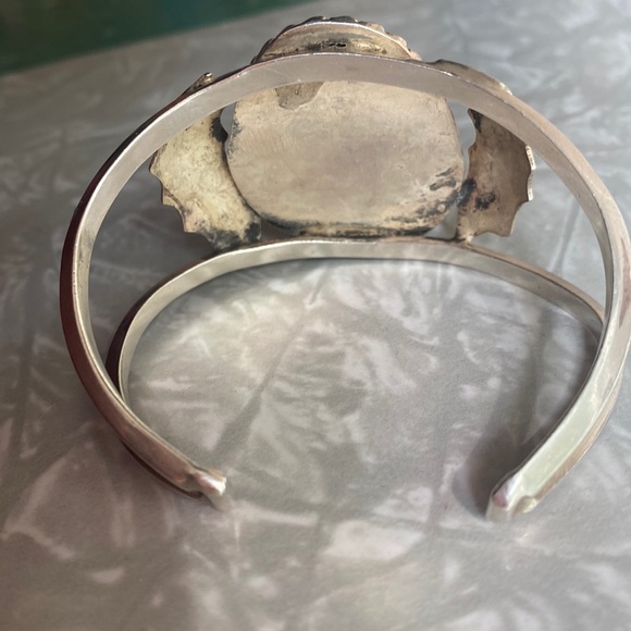 1970’s Authentic Vintage Navajo Sterling Turquoise Cuff Bracelet - Picture 3 of 7